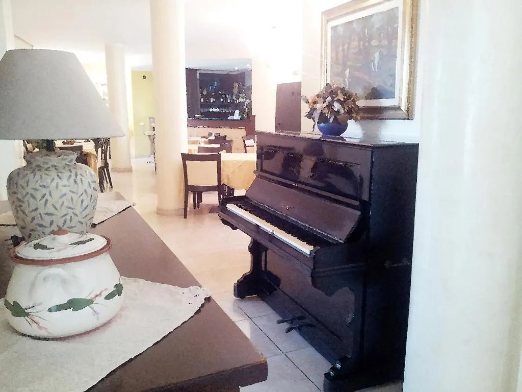 Hotel Demar Olbia 3*,